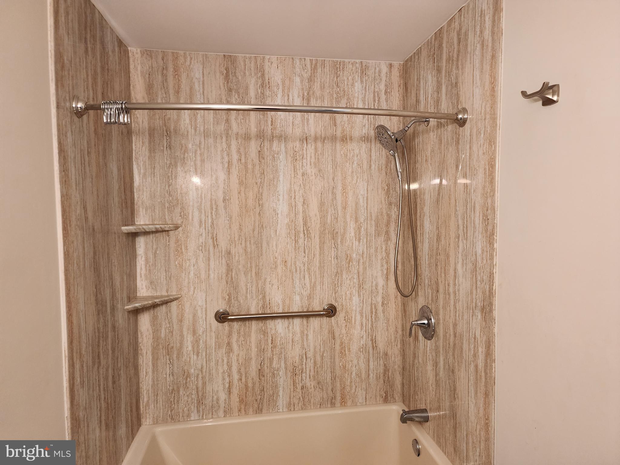 80 Whetstone Road Horsham, PA 19044 - Photo 17 of 29 Gallery Image 17