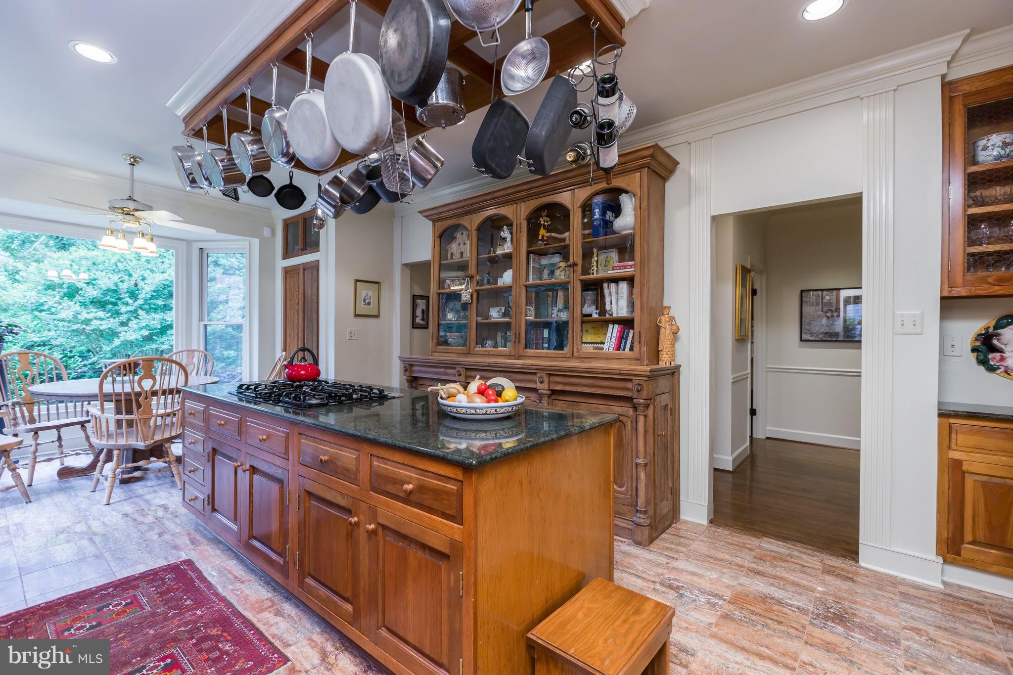 8006 Overhill Road Bethesda, MD 20814 - Photo 13 of 28 Chef's kitchen