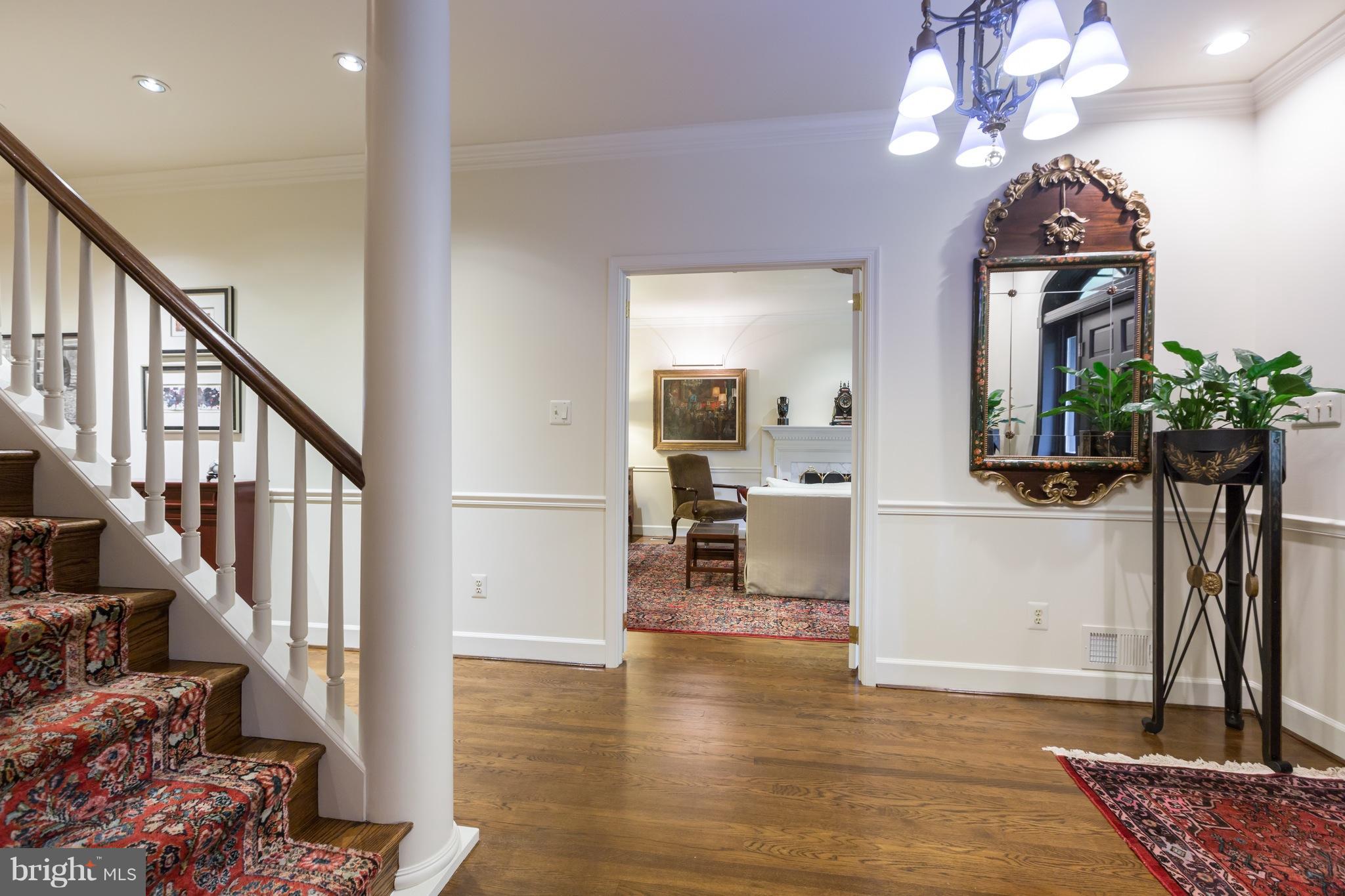 8006 Overhill Road Bethesda, MD 20814 - Photo 4 of 28 Entranceway