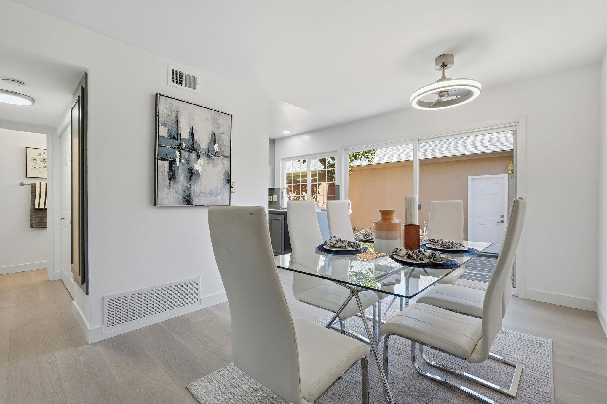 4290 Solar Circle Union City, CA 94587 - Photo 13 of 35 a dining room with furniture and window
