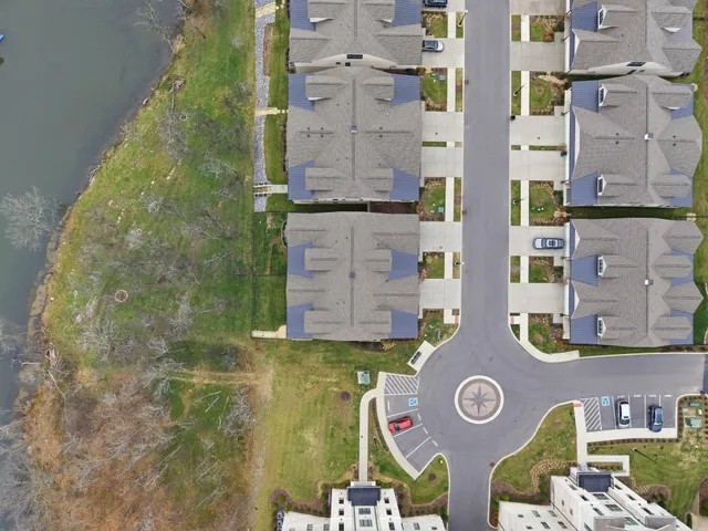 $1,290,000 | 1024 Club View Drive, Unit B301, Gallatin, TN 37066