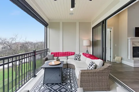 $1,290,000 | 1024 Club View Drive, Unit B301, Gallatin, TN 37066