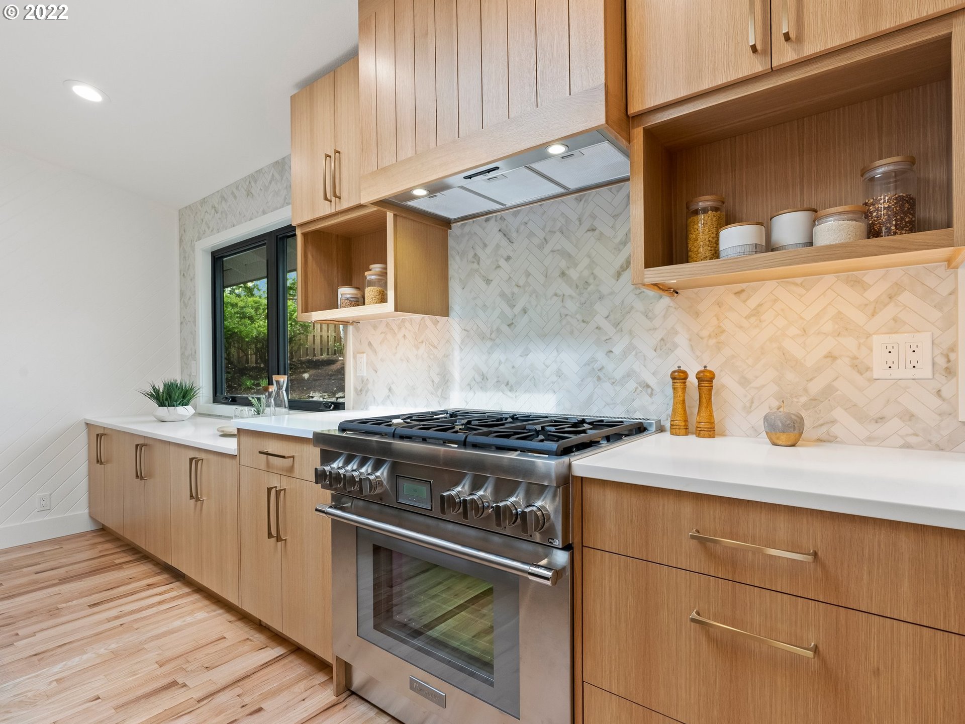 603 Atwater Road Lake Oswego, OR 97034 - Photo 14 of 32 Kitchen