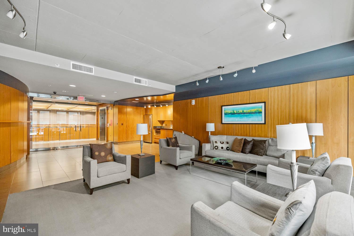 1133 14th Street Northwest, Unit 802 Washington, DC 20005 - Photo 16 of 22