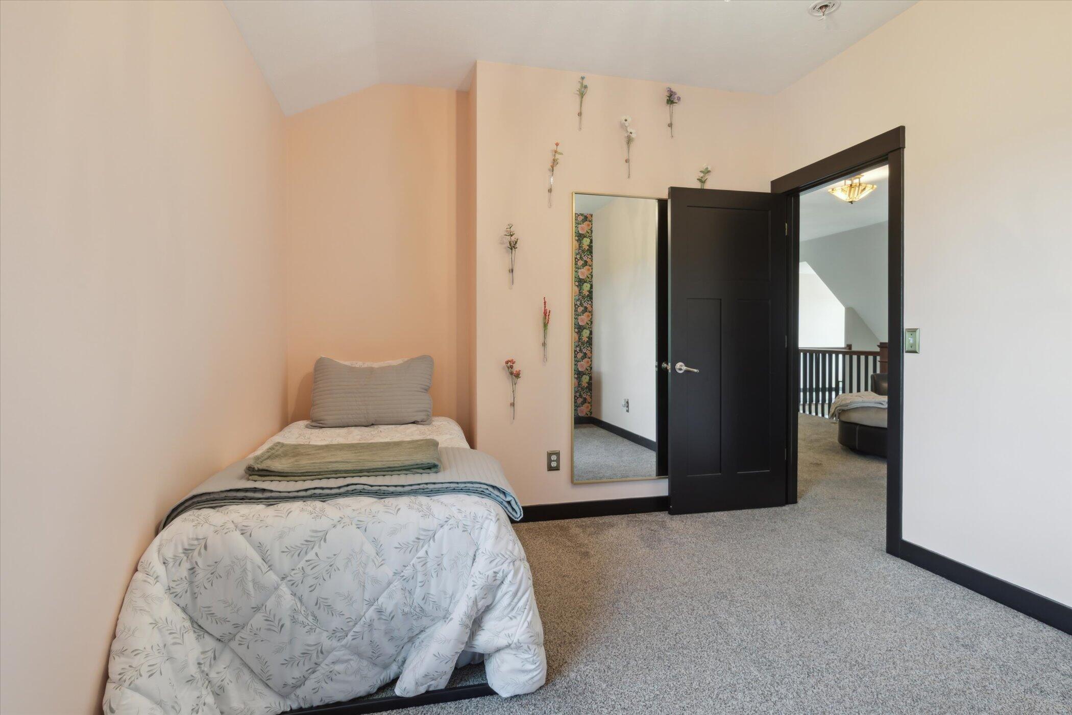 70413 Conrad Road Niles, MI 49120 - Photo 31 of 57 33-70413-Conrad-Rd-Niles-MI-49120-Window