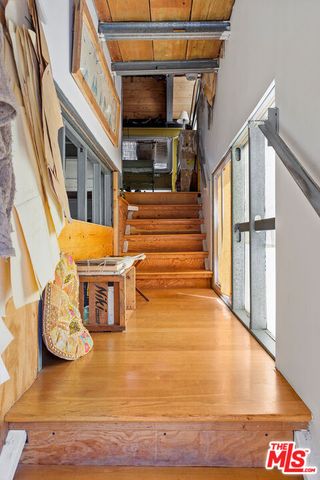 a view of entryway and hall