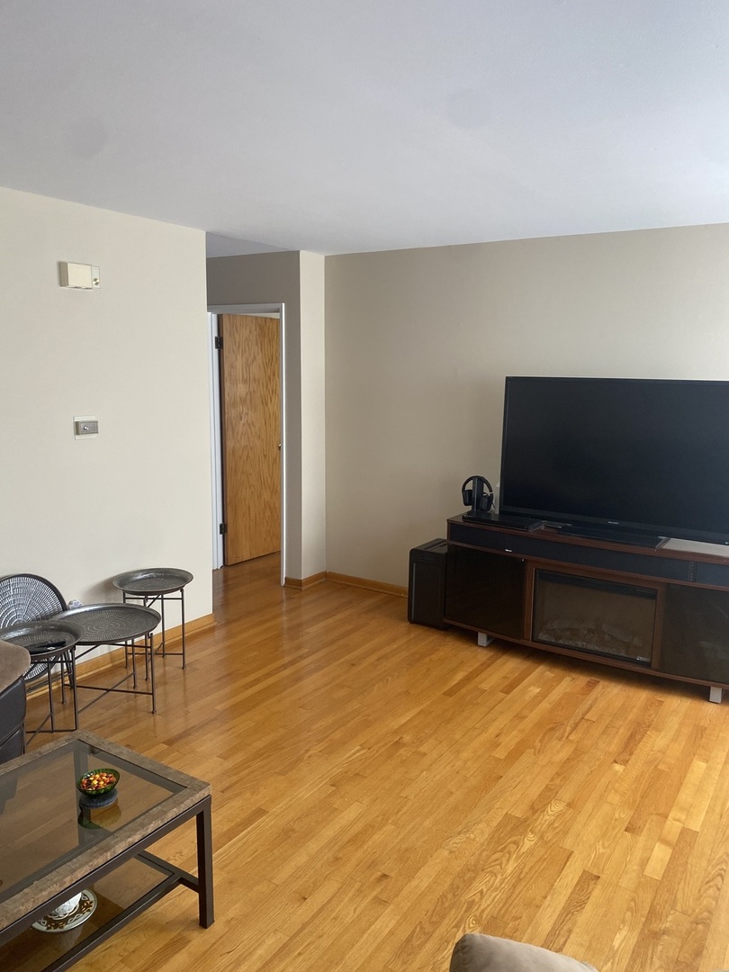 10739 South Pulaski Road, Unit 2B Chicago, IL 60655 - Photo 5 of 16 Gallery Image 5