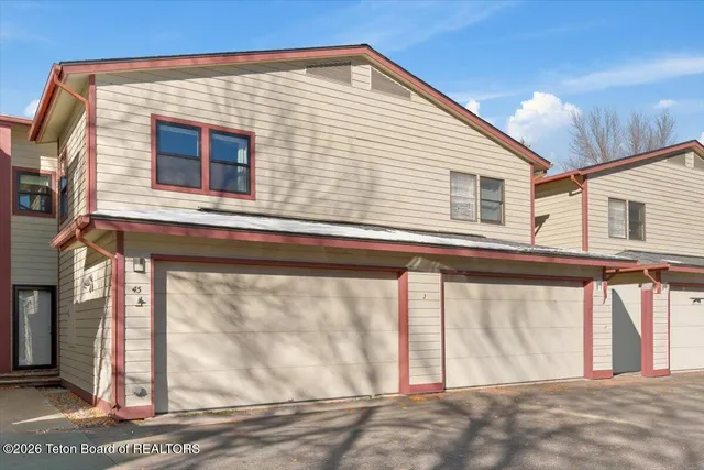 $1,350,000 | 1070 Elk Run Lane, Unit 45, Jackson, WY 83001