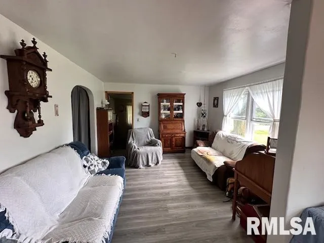 $365,000 | Undisclosed Address, Cuba, IL 61427