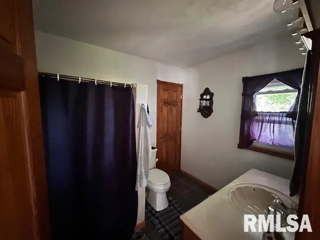 $365,000 | Undisclosed Address, Cuba, IL 61427