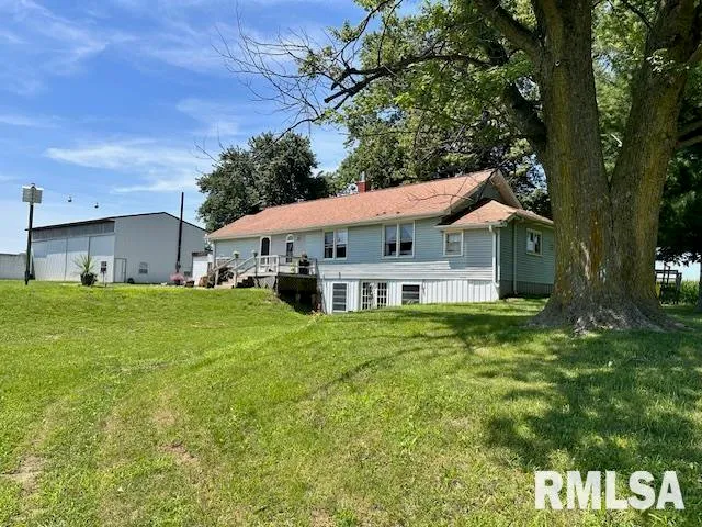$365,000 | Undisclosed Address, Cuba, IL 61427