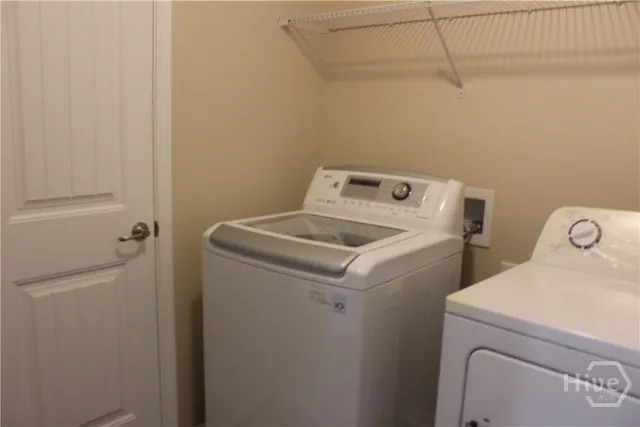 $2,400 | 216 Lake Pointe Drive, Savannah, GA 31407