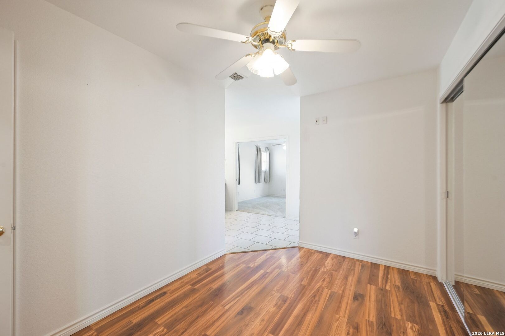 162 Oakside Universal City, TX 78148 - Photo 17 of 31 a view of an empty room with a window