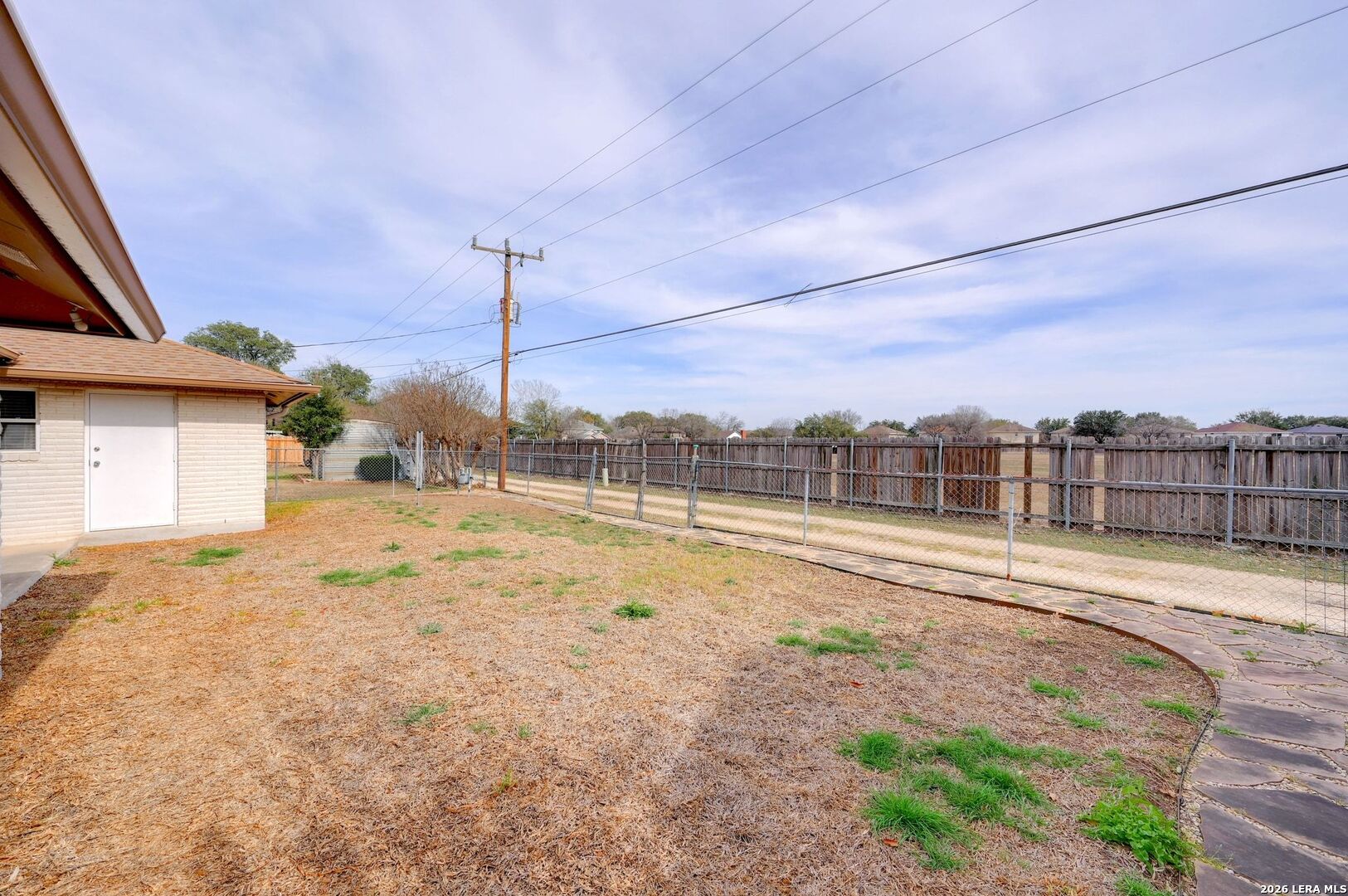 162 Oakside Universal City, TX 78148 - Photo 30 of 31 a view of a house with a outdoor space
