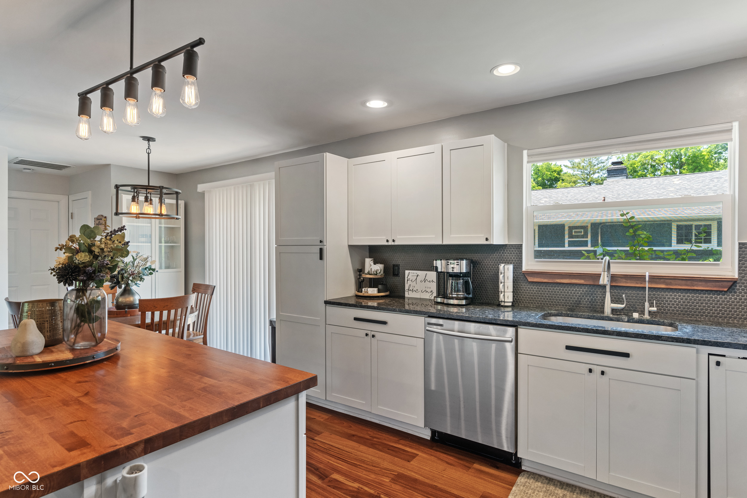 4350 Sylvan Road Indianapolis, IN 46228 - Photo 12 of 38 Gallery Image 12