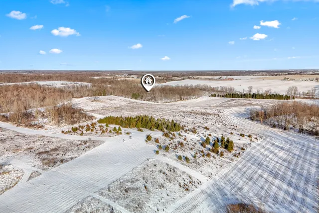 $1,499,000 | 10001 Pioneer Road, Osseo, MI 49266