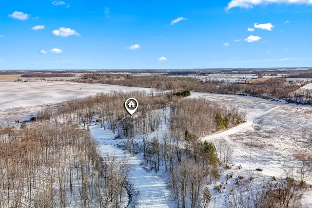 $1,499,000 | 10001 Pioneer Road, Osseo, MI 49266