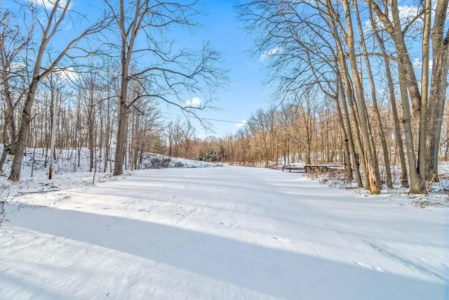 $1,499,000 | 10001 Pioneer Road, Osseo, MI 49266