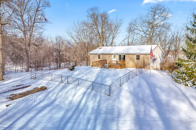 $1,499,000 | 10001 Pioneer Road, Osseo, MI 49266