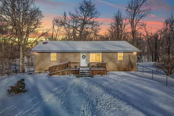 $1,300,000 | 10001 Pioneer Road, Osseo, MI 49266