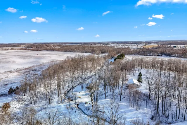 $1,499,000 | 10001 Pioneer Road, Osseo, MI 49266