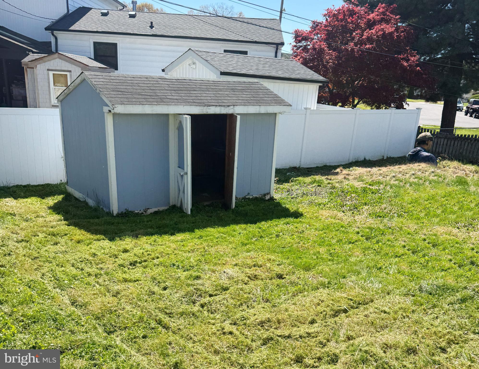 311 Ferndale Road Glen Burnie, MD 21061 - Photo 5 of 21 a view of a backyard of the house