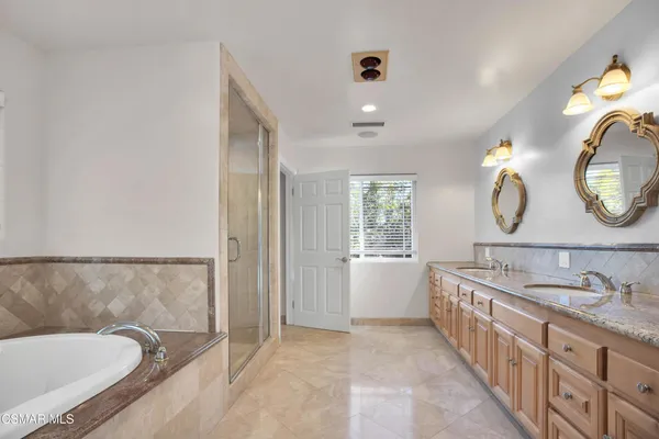 $9,500 | 4539 Mammoth Avenue, Sherman Oaks, CA 91423