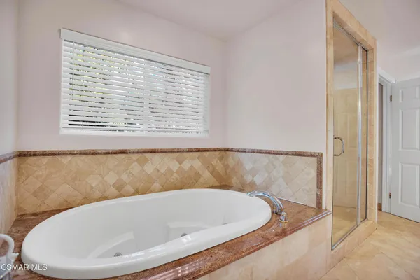 $9,500 | 4539 Mammoth Avenue, Sherman Oaks, CA 91423