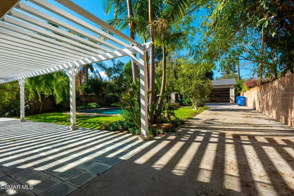 $9,500 | 4539 Mammoth Avenue, Sherman Oaks, CA 91423