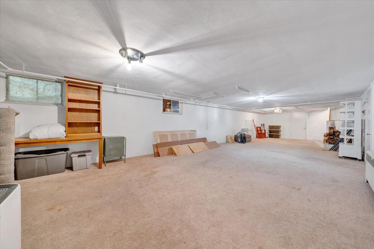 3162 Stoneridge Road Southwest Roanoke, VA 24014 - Photo 39 of 45 052-MIB03507