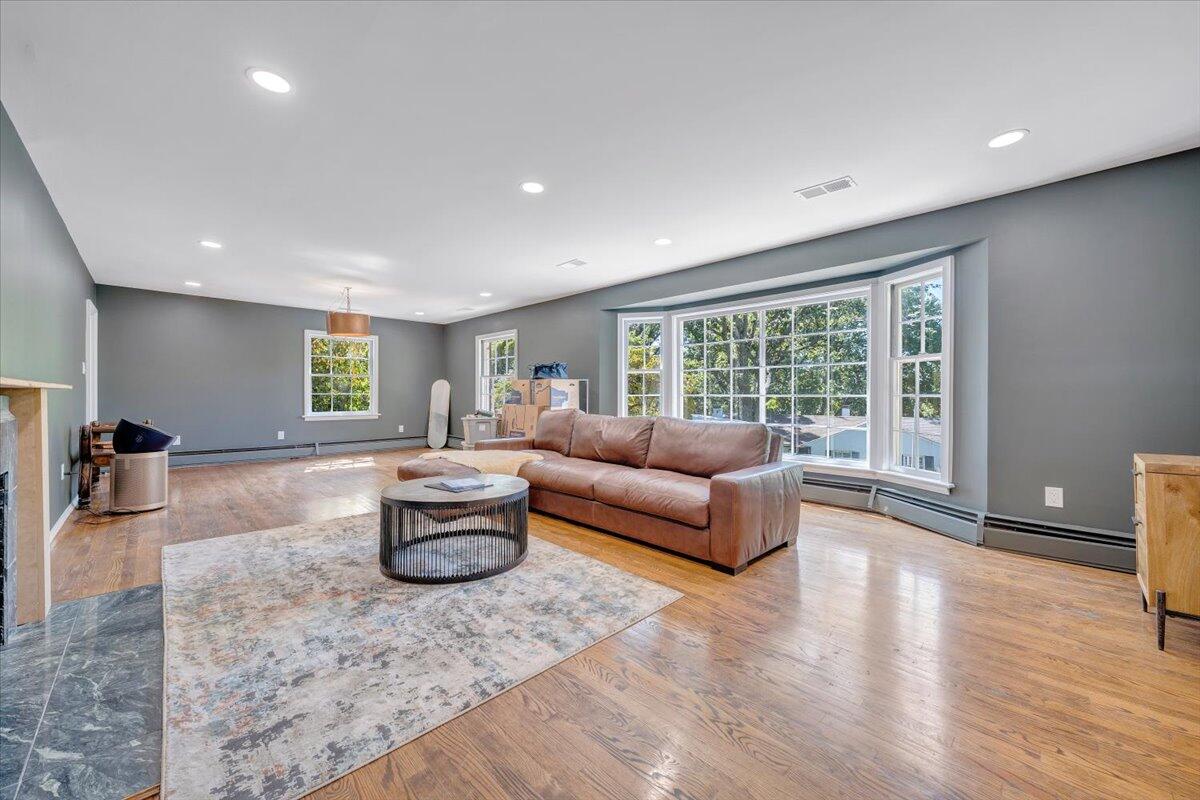 3162 Stoneridge Road Southwest Roanoke, VA 24014 - Photo 7 of 45 006-MIB03360