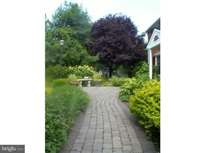77 Walter Road Chalfont, PA 18914 - Photo 1 of 25 Gallery Image 1