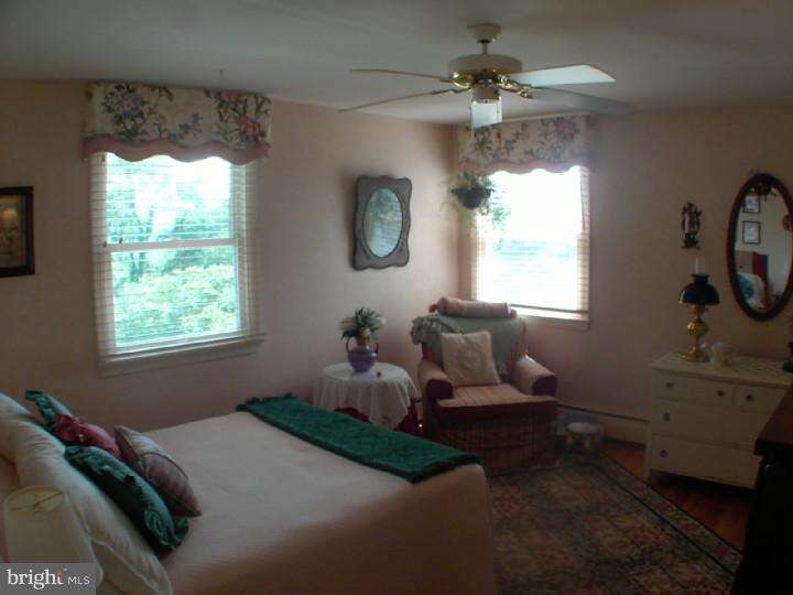 77 Walter Road Chalfont, PA 18914 - Photo 11 of 25 Gallery Image 11