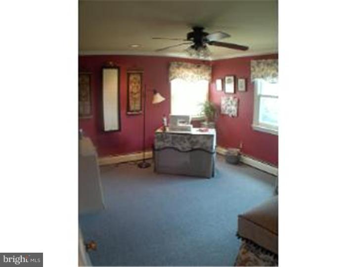 77 Walter Road Chalfont, PA 18914 - Photo 12 of 25 Gallery Image 12