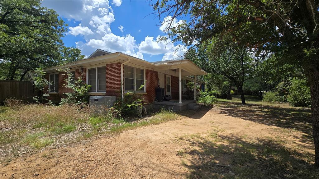 2503 West Pipeline Road Euless, TX 76040 - Photo 2 of 10