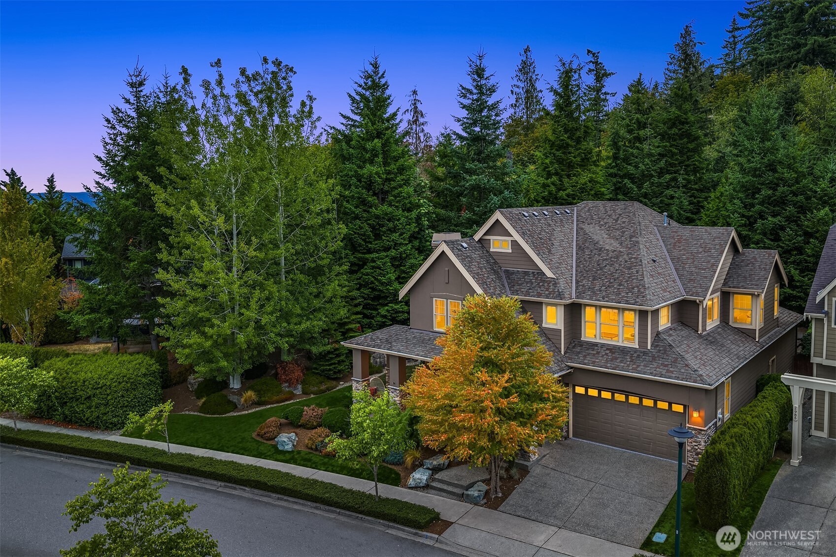 2989 Northeast Davis Loop Issaquah, WA 98029 - Photo 40 of 40 an aerial view of a house