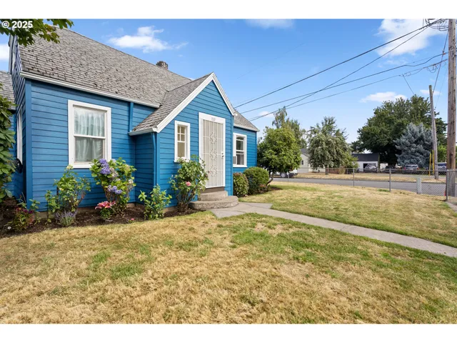 $399,000 | 789 Hall Street, Woodburn, OR 97071