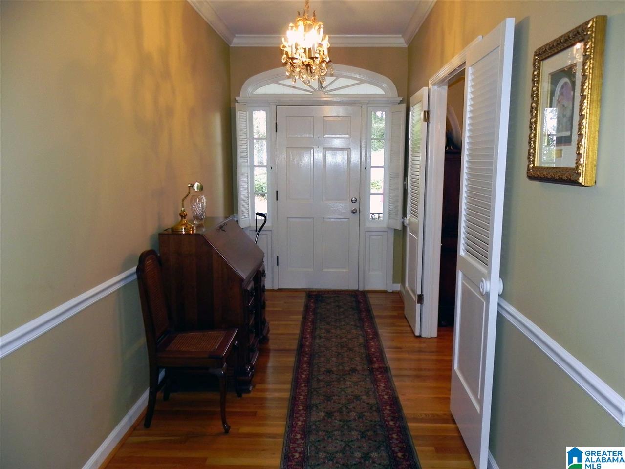 522 Hillyer High Road Anniston, AL 36207 - Photo 2 of 48