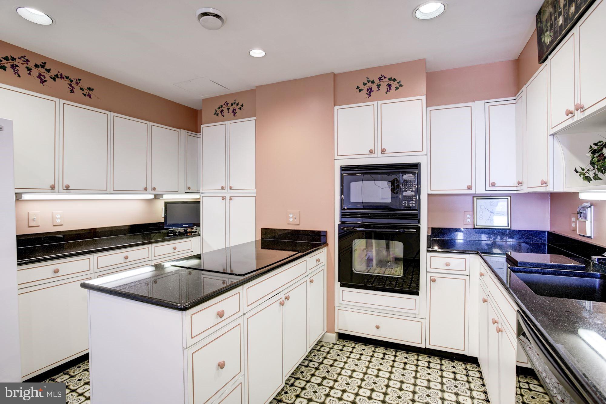 205 East Joppa Road, Unit 2802 Baltimore, MD 21286 - Photo 10 of 23 Updated Appliances