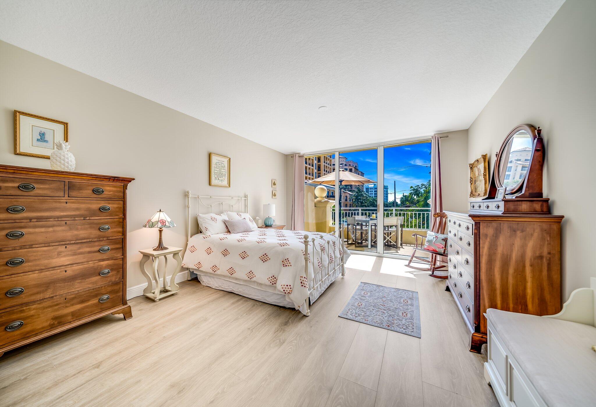 99 Southeast Mizner Boulevard, Unit 205 Boca Raton, FL 33432 - Photo 25 of 43 18-web-or-mls-JOY07920