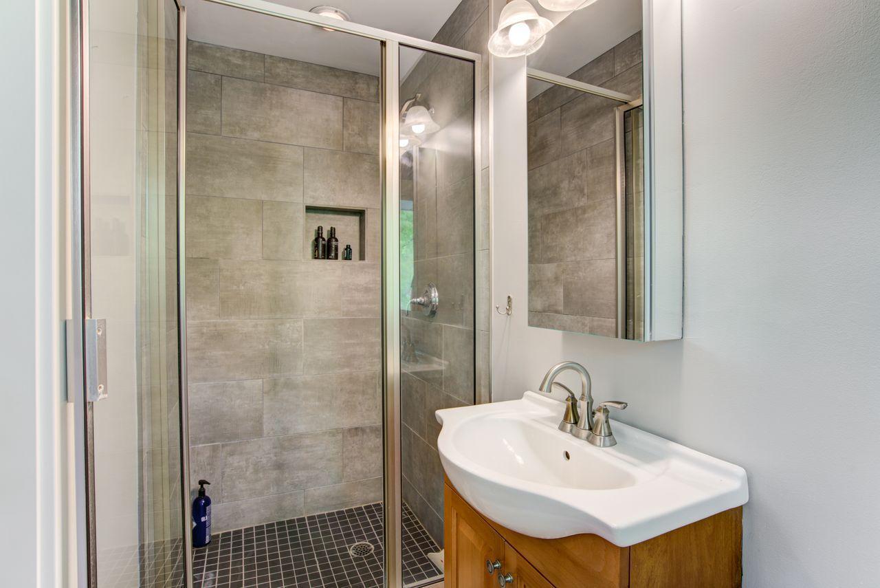 6209 Hansen Road Edina, MN 55436 - Photo 12 of 28 Gallery Image 12
