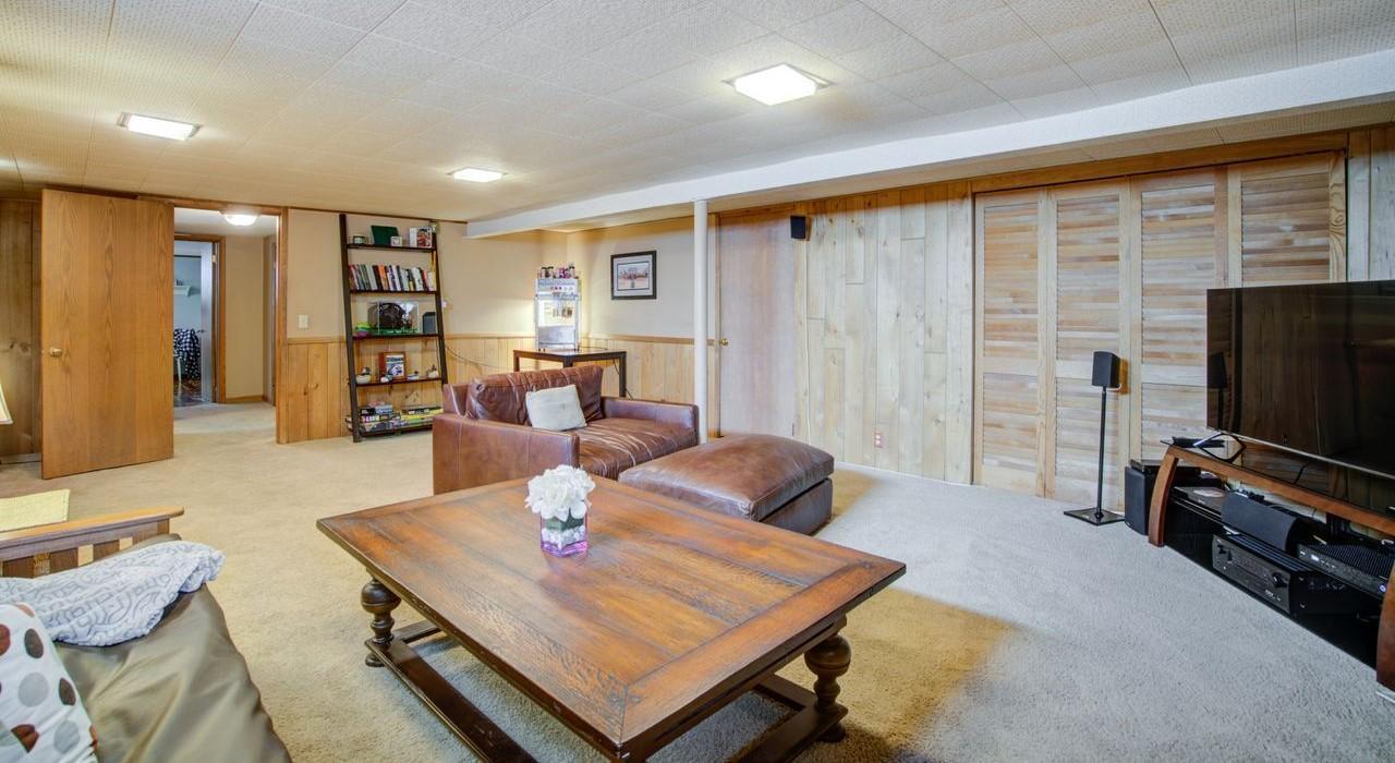 6209 Hansen Road Edina, MN 55436 - Photo 17 of 28 Gallery Image 17