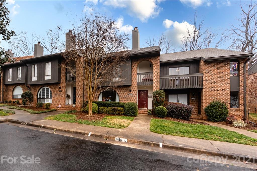 5801 Sharon Road, Unit L Charlotte, NC 28210 - Photo 1 of 45 Gallery Image 1