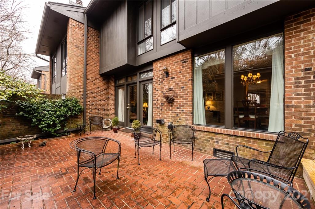 5801 Sharon Road, Unit L Charlotte, NC 28210 - Photo 38 of 45 Gallery Image 38