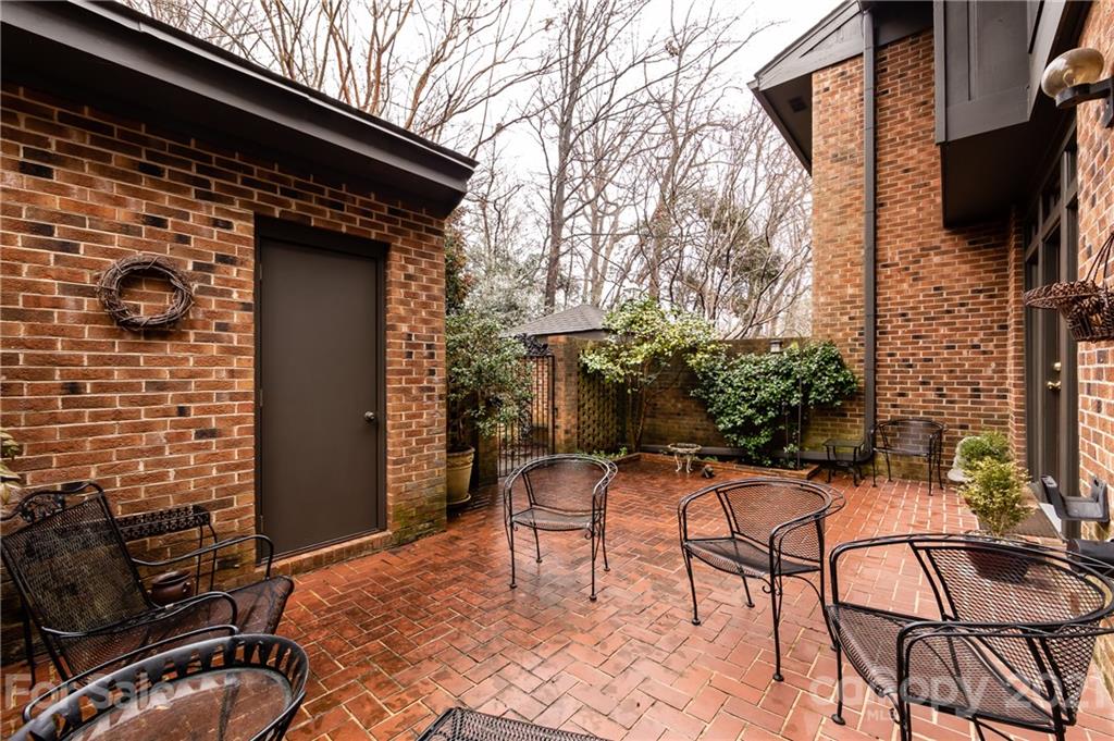 5801 Sharon Road, Unit L Charlotte, NC 28210 - Photo 41 of 45 Gallery Image 41