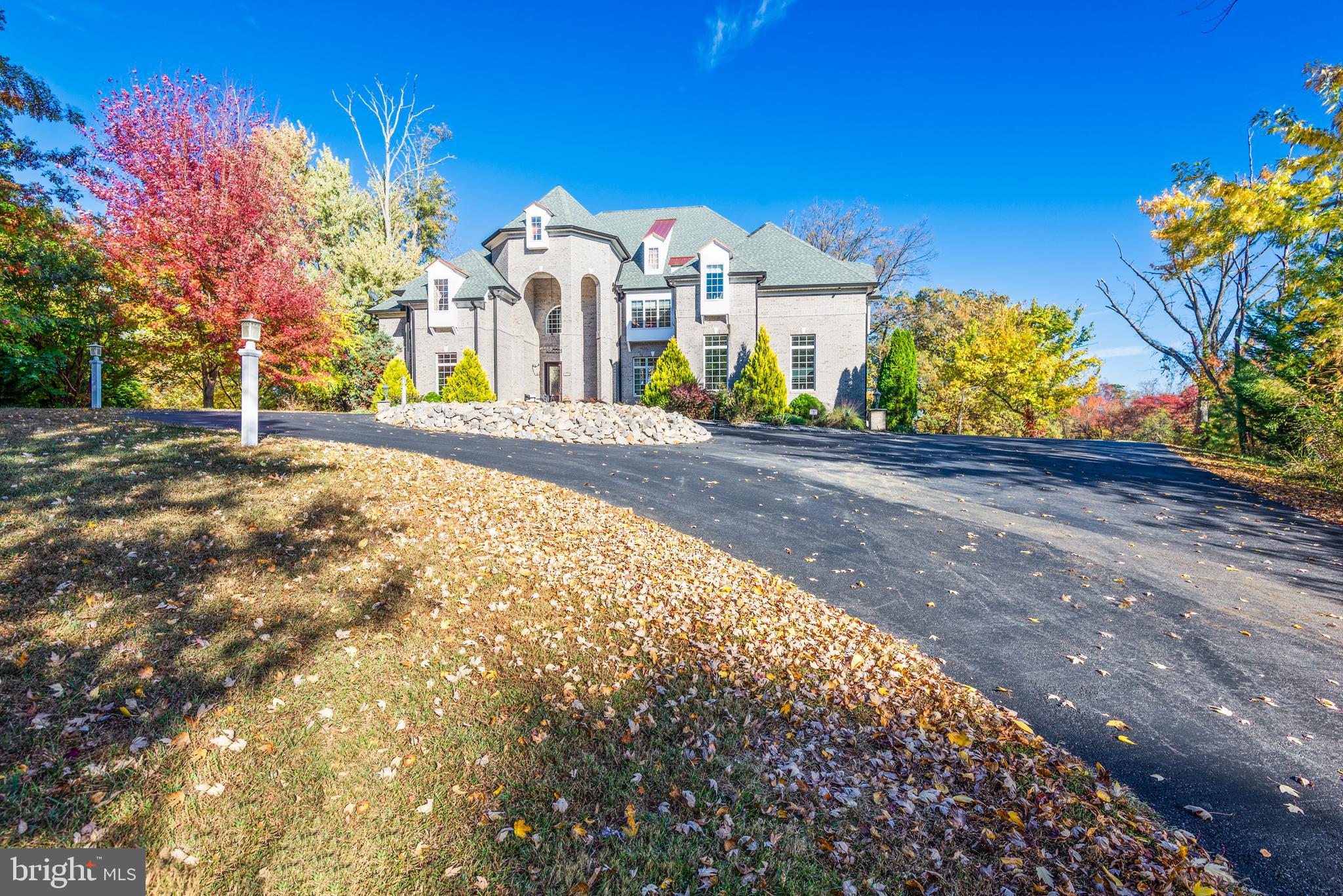 2620 Love Point Road Stevensville, MD 21666 - Photo 16 of 51 Great paved driveway to your summer rental.