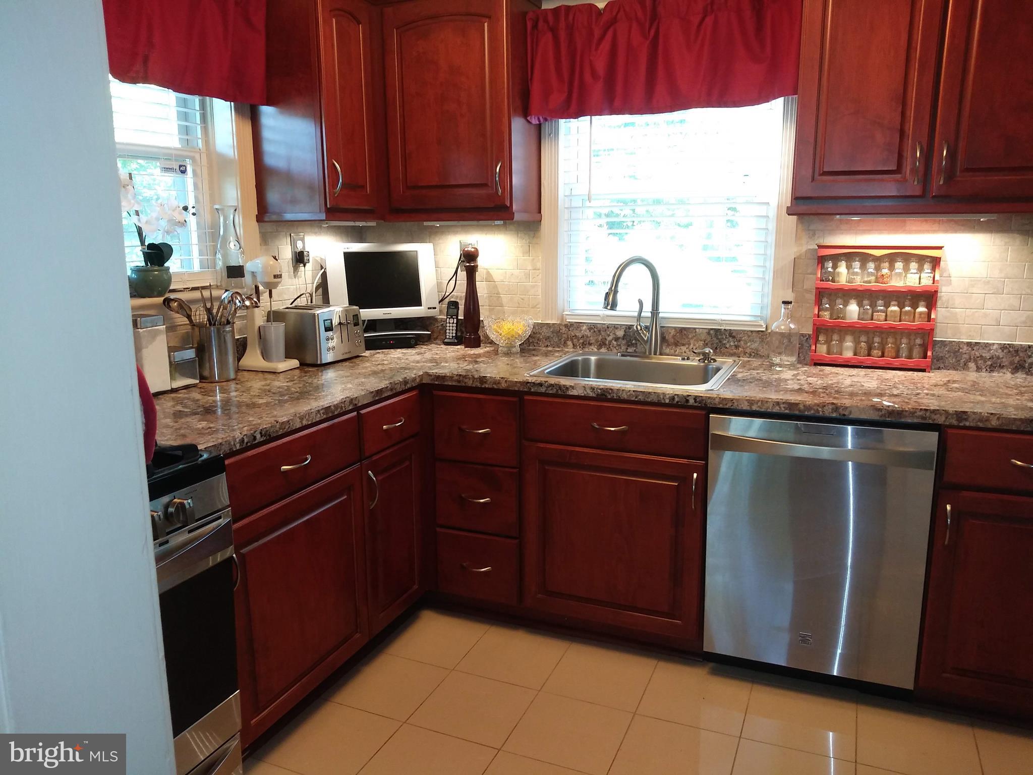 6217 Forest Road Cheverly, MD 20785 - Photo 4 of 26 Kitchen 1