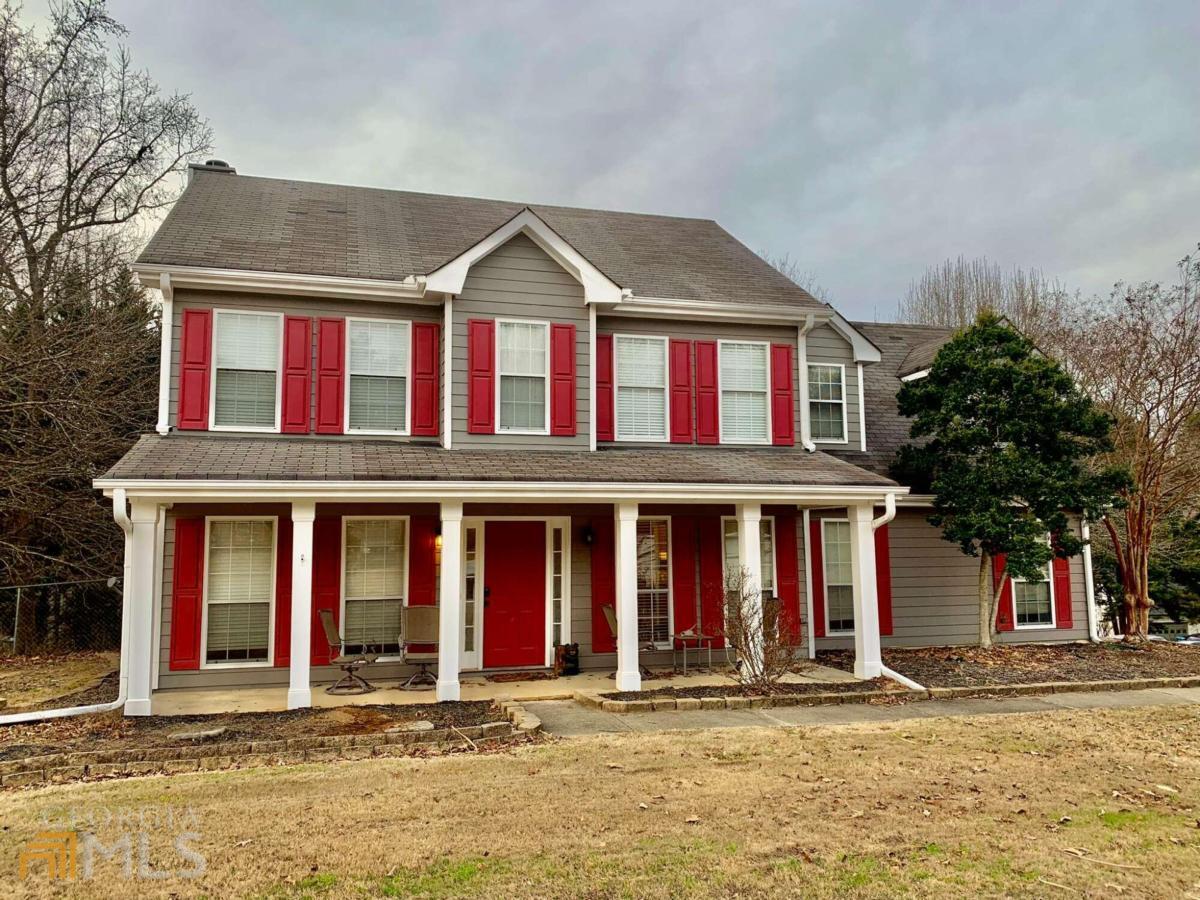 2677 Wildwind Drive Bethlehem, GA 30620 - Photo 1 of 1 front view of a brick house