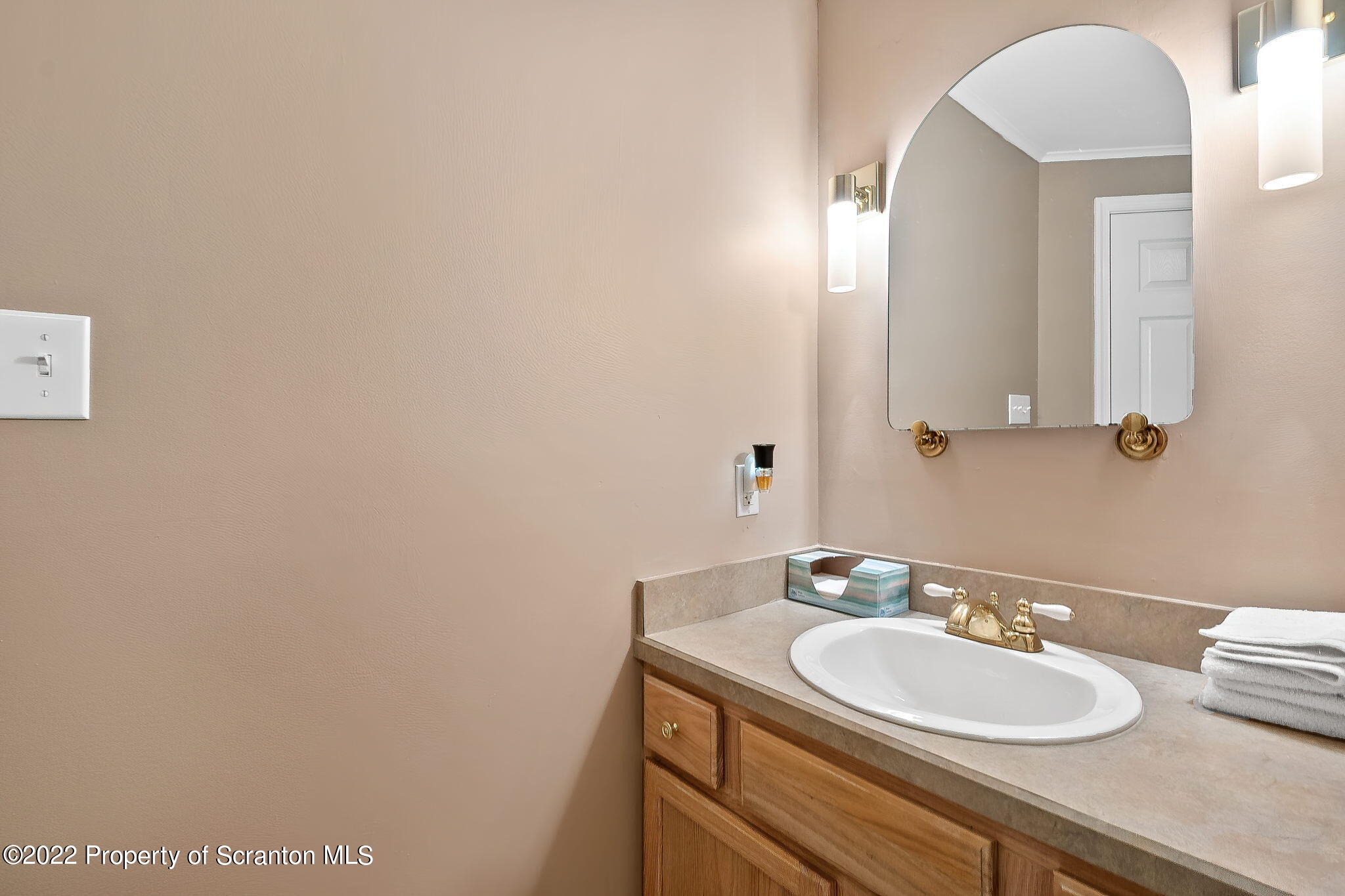 773 Greens Dallas, PA 18612 - Photo 32 of 44 a bathroom with a sink and a mirror