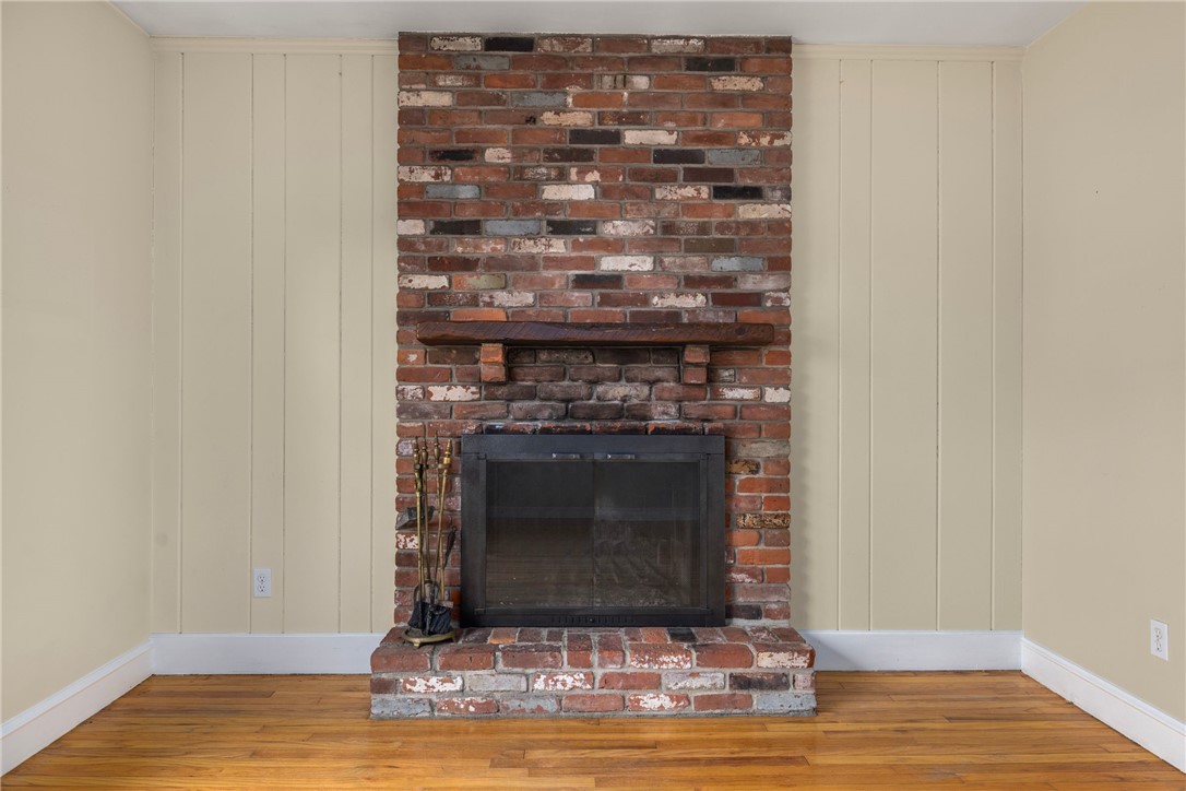 30 Toppa Boulevard Newport, RI 02840 - Photo 4 of 45